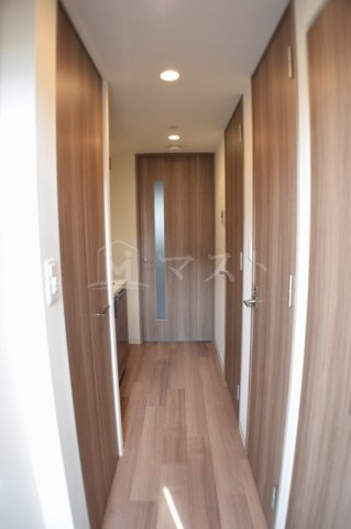 プレサンス北堀江の玄関