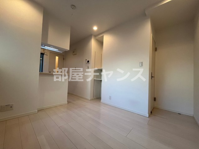 FERIO新栄の居間・リビング|こちらのリビングで趣味の時間をお楽しみください