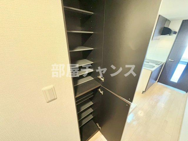 プレサンスmiu新栄の収納|ちょっとした収納スペースも充実しています