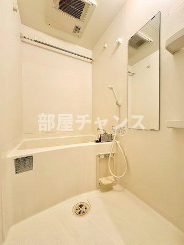 プレサンスmiu新栄の浴室|落ち着いた空間のお風呂です