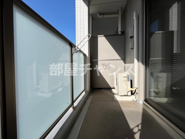 グランルクレ新栄ウエストのバルコニー|バルコニーからの眺めを楽しみながら食事をしませんか