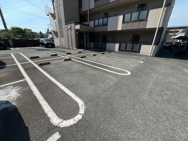 ヴァンクレールⅠの駐車場