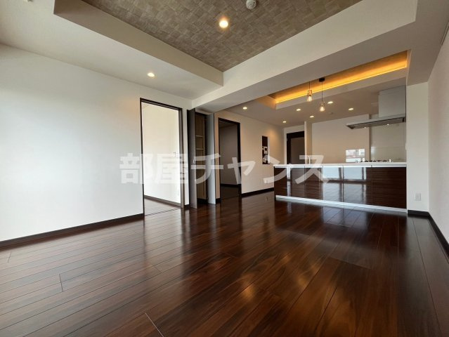 グランルクレ新栄ウエストの居間・リビング|ゆったり過ごせる居間です