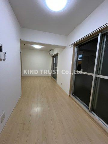 willDo南森町の居間・リビング|居間です