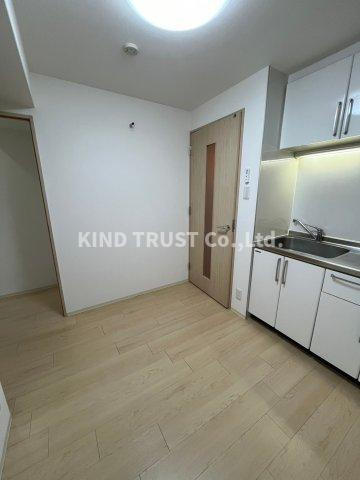 willDo南森町の居間・リビング|ゆったり過ごせる居間です