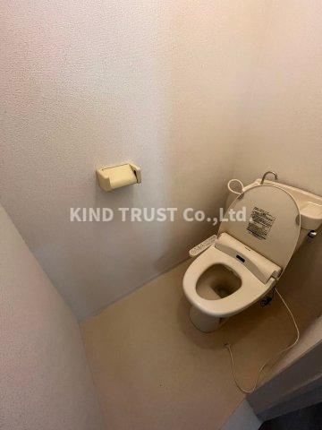 メゾン本庄東のトイレ|ゆったりとした空間のトイレです