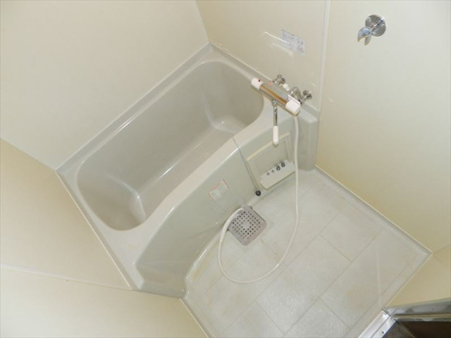 ハイツラポートBの浴室