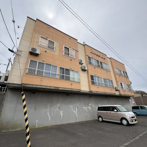 ハイツラポートB