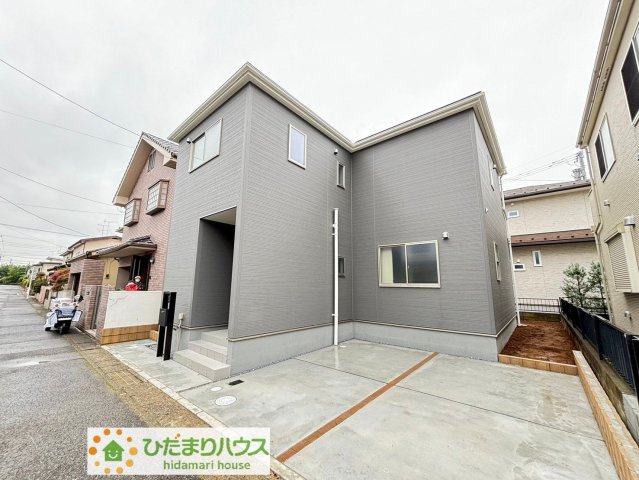 蓮田市緑町　2期　新築一戸建て　リーブルガーデン　01の外観