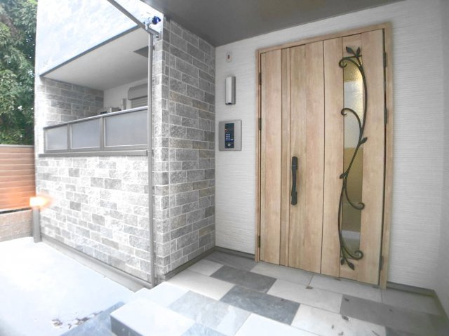 クリエオーレ上小阪のエントランス