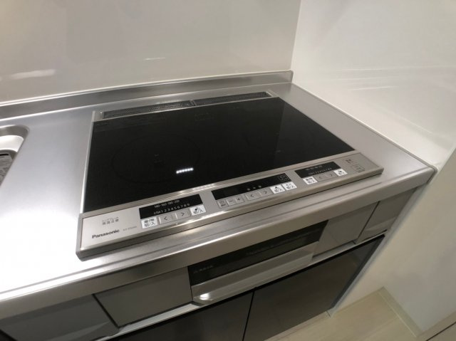 クリエオーレ上小阪のキッチン