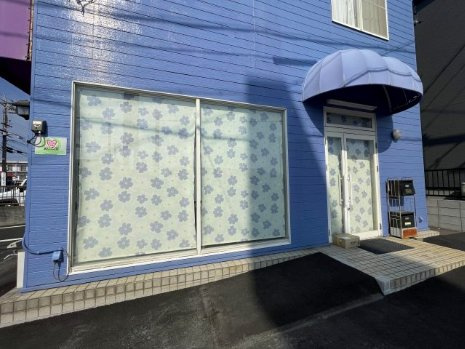 栁川事務所のエントランス