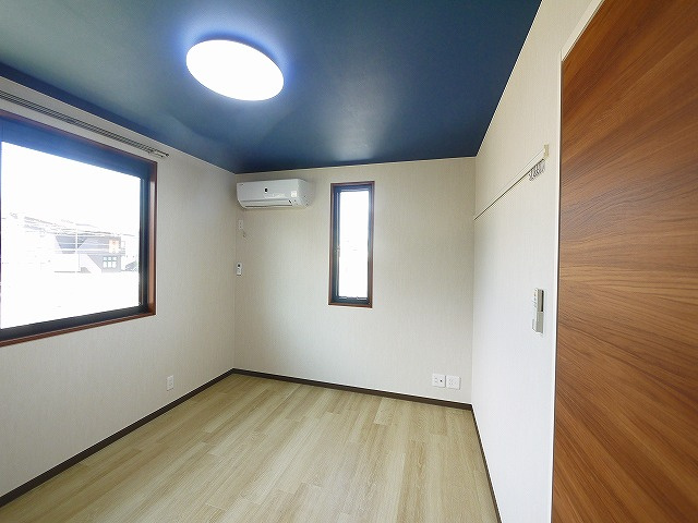 グランシャリオＤの寝室