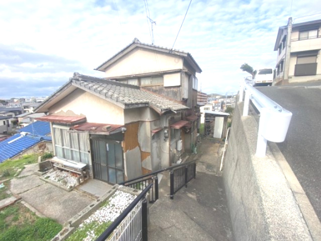 福岡市東区香椎駅東三丁目　土地の外観|福岡市東区香椎駅東三丁目 古家付きの土地です！