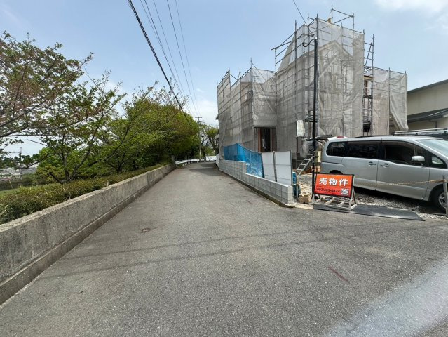 ーBloomーブルームー小倉北区篠崎2丁目1期　【小倉南区　新築戸建て】の前面道路含む現地写真|現地撮影　2024,4,16　ーBloomーブルームー小倉北区篠崎2丁目1期　【小倉南区　新築戸建て】
