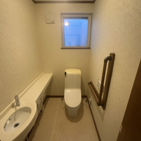 室蘭市輪西町1丁目32-11長屋のトイレ