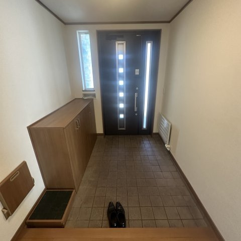 室蘭市輪西町1丁目32-11長屋の玄関