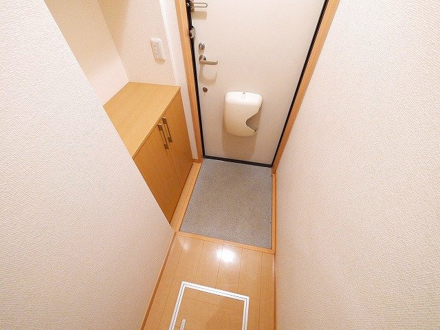 ウィルコート四条の玄関|落ち着いた玄関です