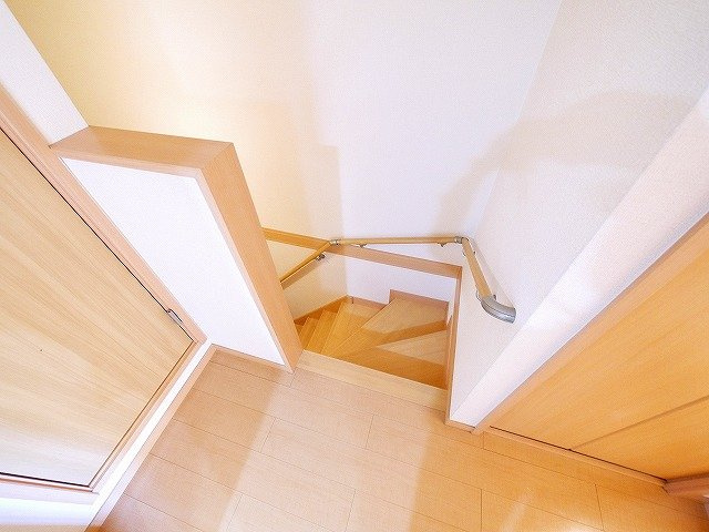 ウィルコート四条のその他|2Fからの昇降口です