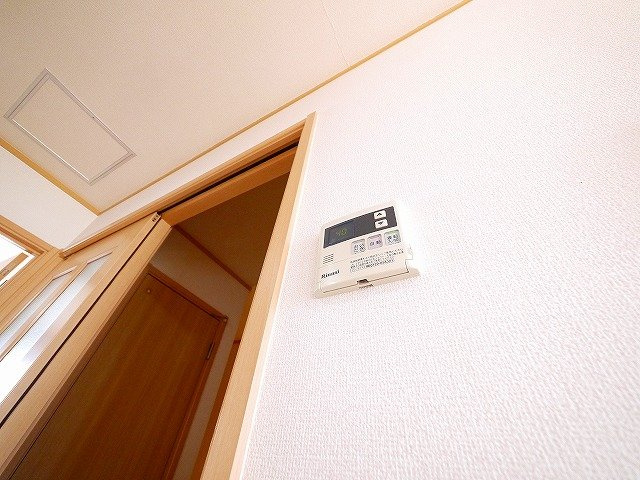 ウィルコート四条の設備|給湯リモコンです