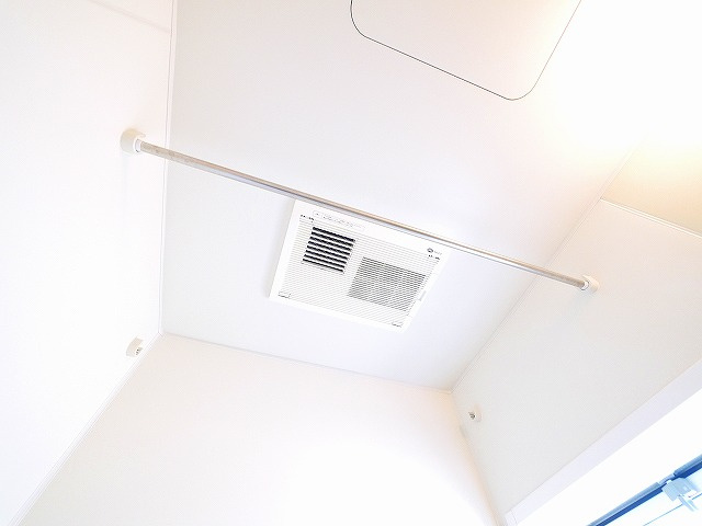 ウィルコート四条の設備|浴室乾燥機です