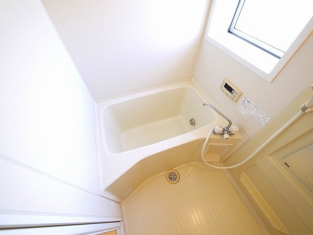 ウィルコート四条の浴室|コンパクトで使いやすいお風呂です