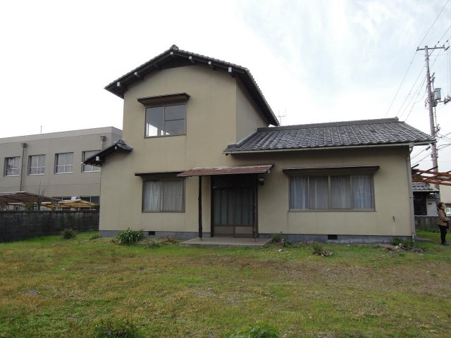 四番町1売家の外観
