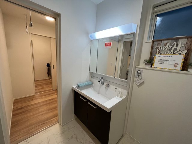 【独立洗面台】の画像