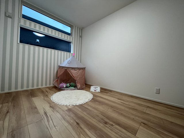 【洋室】 | 中山2丁目　新築住宅（3号地）