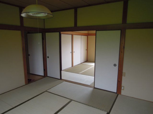 芝吹アパート貸平家の和室