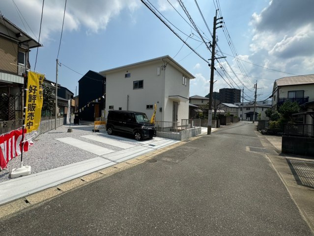 SUN COURT－サンコート－小倉南区南方5丁目　【小倉南区　新築戸建て】の前面道路含む現地写真|広徳小・広徳中徒歩10分以内で通学楽々