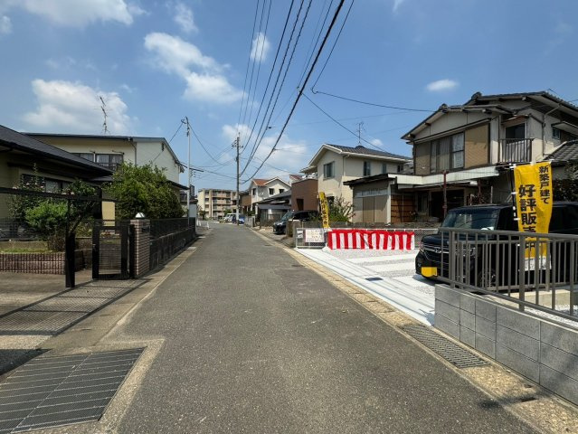 SUN COURT－サンコート－小倉南区南方5丁目　【小倉南区　新築戸建て】の前面道路含む現地写真|スーパーまで徒歩3分♪