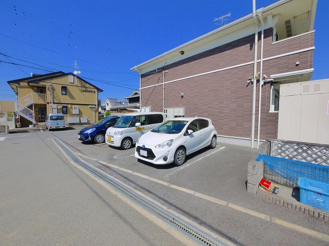 アッド　コンフォート２の駐車場|駐車場に車を止められます