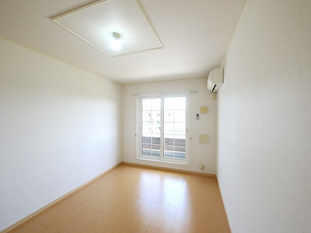 アッド　コンフォート２の洋室|洋室です