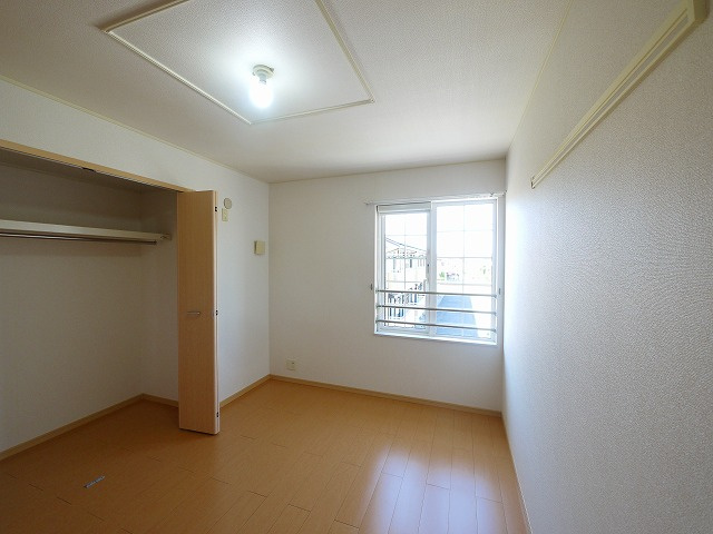 アッド　コンフォート２の寝室|落ち着いた色調の寝室です