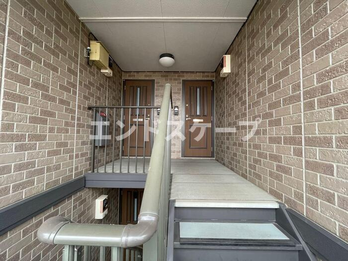 ドミールＳＵＧＵＲＯのエントランス|高崎、前橋、伊勢崎エリアのお部屋探しはエンドスケープまで！お客様の理想お聞かせ下さい♪