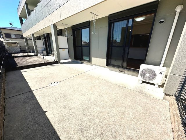 フィールドピア Eの庭