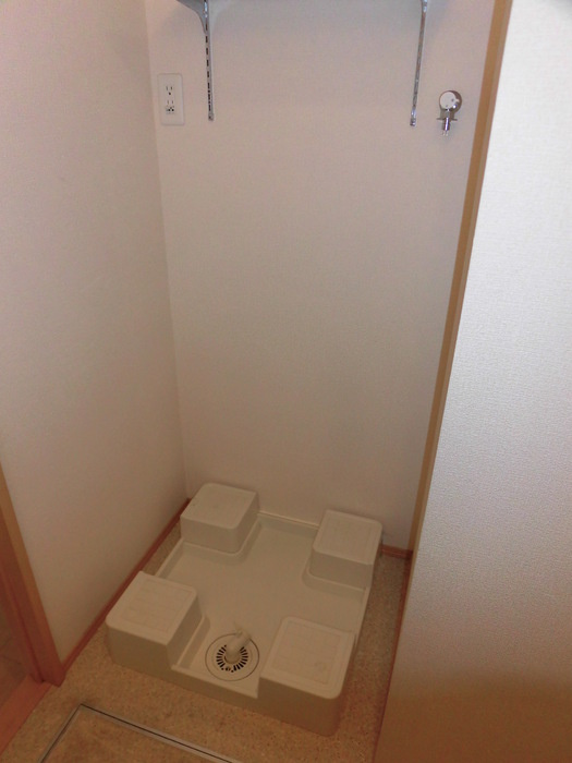 メゾン・ヴェール A|Ａ203 洗濯機置き場