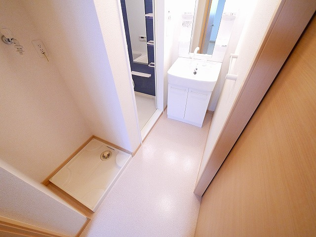 パイン　ヒルの洗面所|忙しい朝には欠かせない洗面所です