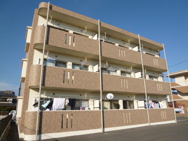 ブリリアント真壁