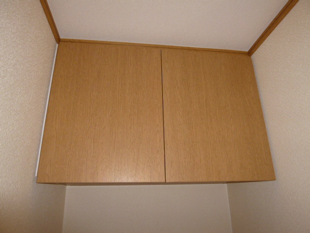 ブリリアント真壁の玄関|下駄箱（上部）