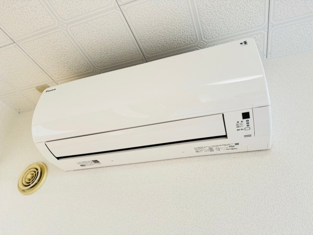 【設備】 | プラダハウス | エアコン付き