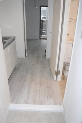 【玄関】 | Pond Mum 住吉 | 別号室の写真になります。現況優先。