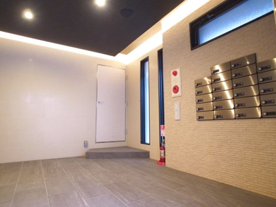 【エントランス】 | Pond Mum 住吉