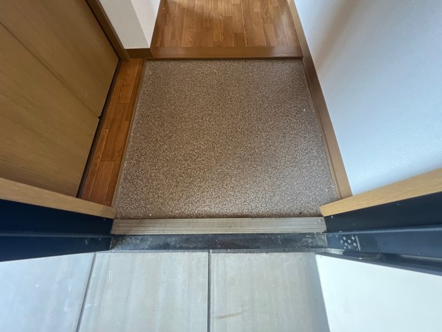 ラ・フォーレ A棟の玄関