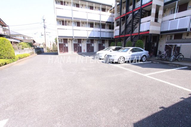 レオパレスＩＴの駐車場