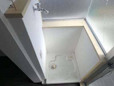 【設備】 | ブレシオンエスト | 室内洗濯機置き場