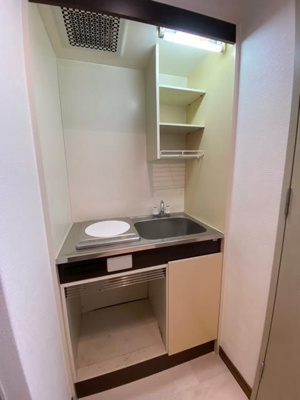 【キッチン】 | フォルトゥーナ箱崎宮前 | 別号室の写真になります。現況優先。