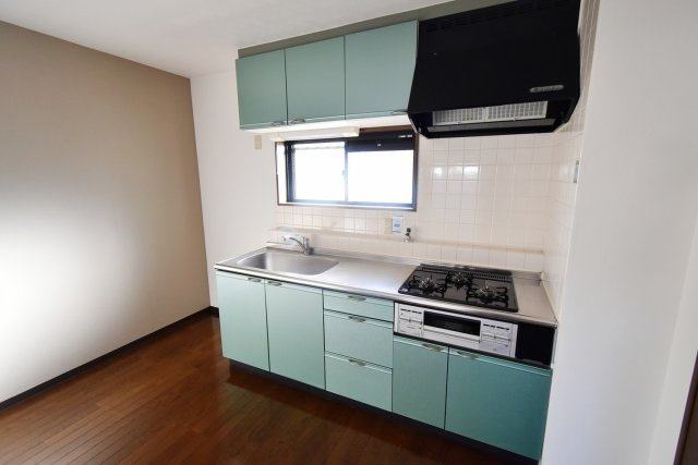 西宮市甲子園一番町の賃貸マンションのキッチン