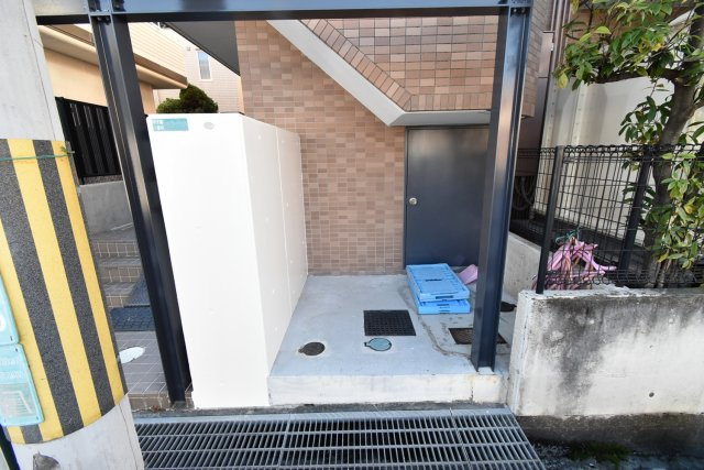 西宮市甲子園一番町の賃貸マンションのその他|敷地内ゴミ置き場